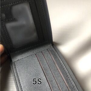 Black bi fold